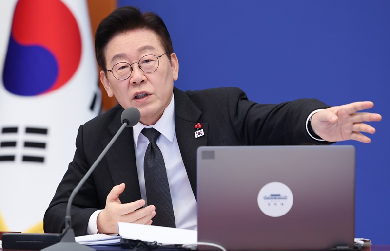 부동산 왜곡 바로잡아 생산적 경제 전환 가속화한다