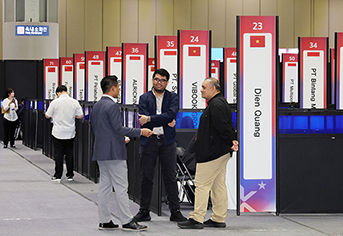 해외시장 개척 막막한 중소기업, 수출컨소시엄이 성공 길 활짝 열어주다