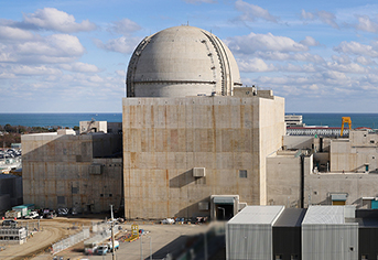 국민 60% 이상 신규 원전 추진 지지, 안정적 에너지 전환 정책 토대 마련