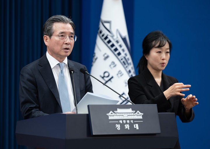 치솟는 기름값, 정부 ‘최고가격제’로 잡는다