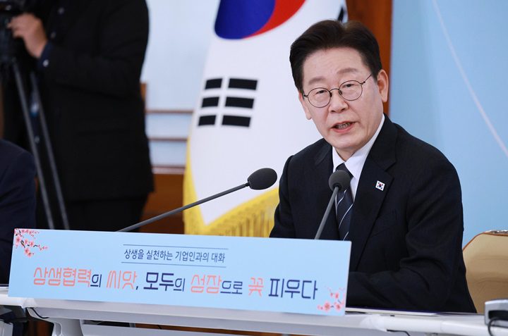 K자형 성장 극복, ‘한화오션 모델’이 해법이다